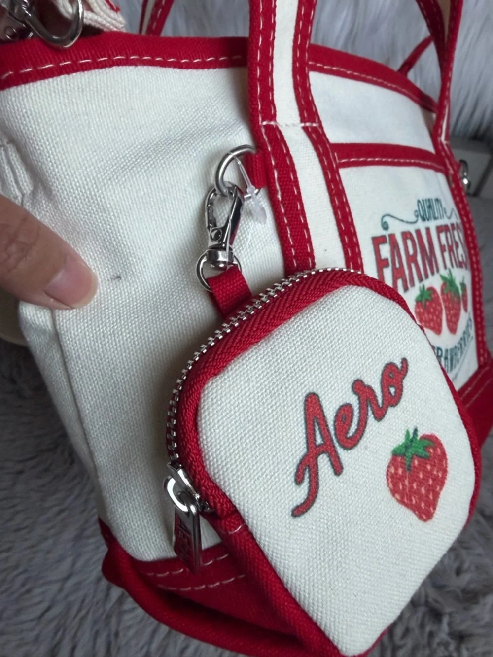Aeropostale Red & Cream Strawberry Canvas Tote Crossbody with Strawberry Charm - Picture 3 of 17